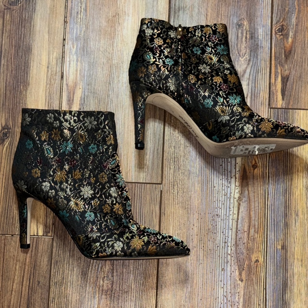 Sam Edelman Olette floral brocade tapestry stiletto ankle bootie Size 9
